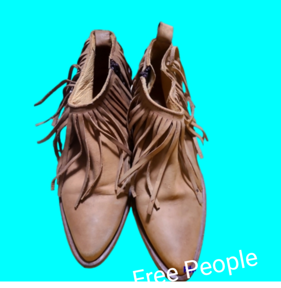 Free People Shoes - Free People sz 6 booties